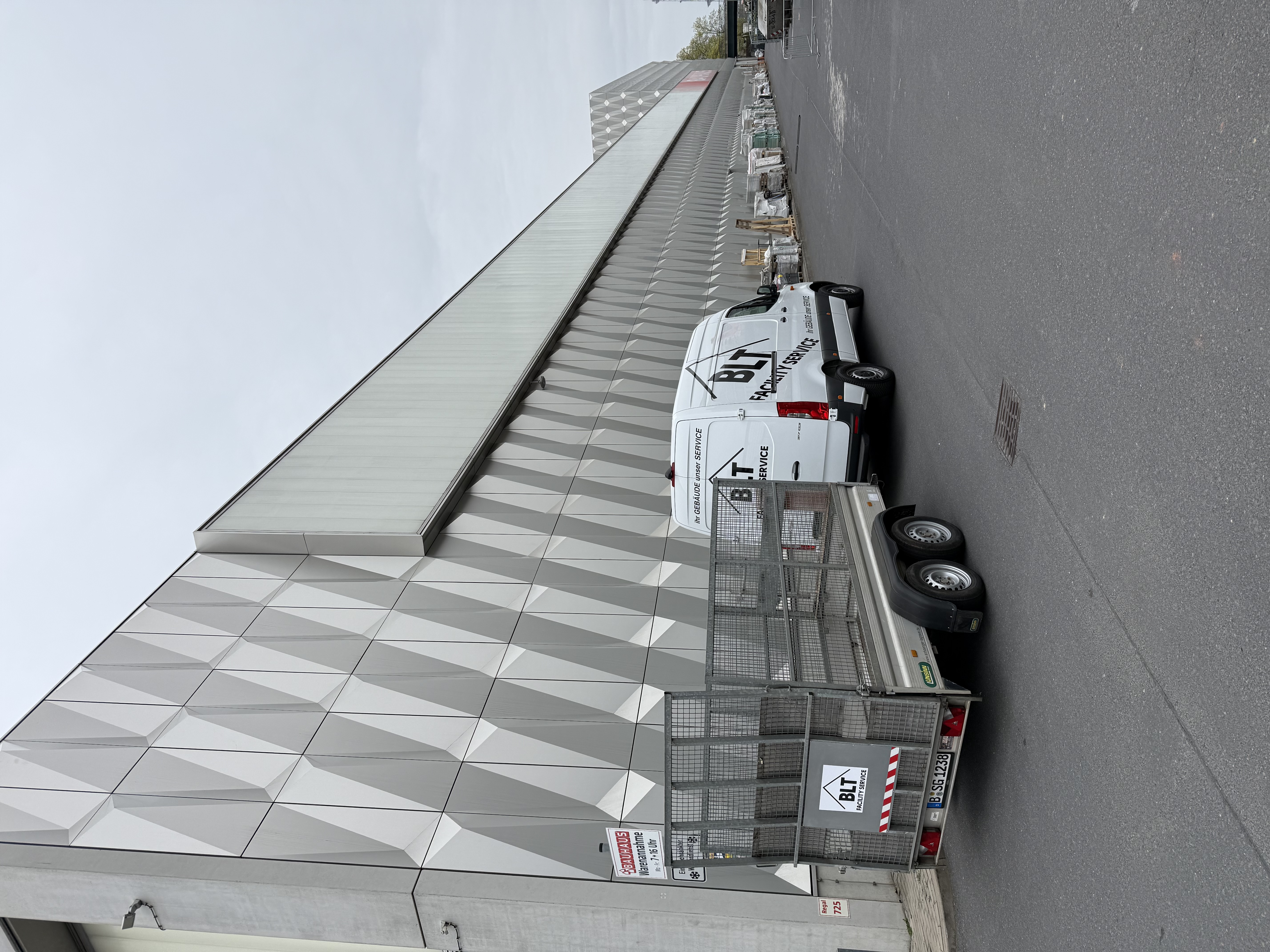 BLT Facility Service Team bei der Arbeit in Berlin
